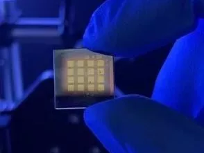 新型胶体量子点光电探测器覆盖可见光至中长波红外光，让我们“看得更多”